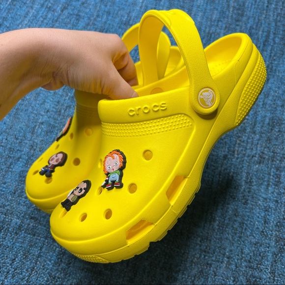 Crocs Classic Slip On Clogs in Yellow with Halloween Shoe Charms - Picture 4 of 7
